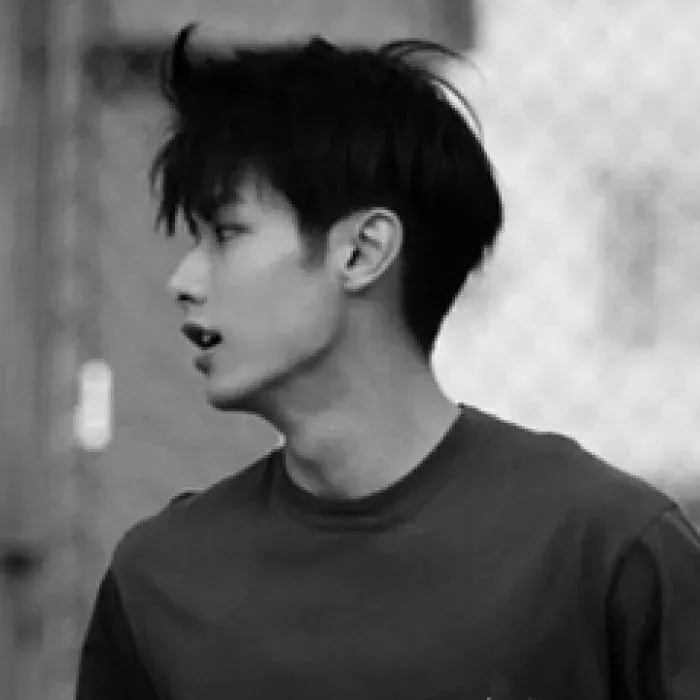 送你一波超好看的男生头像